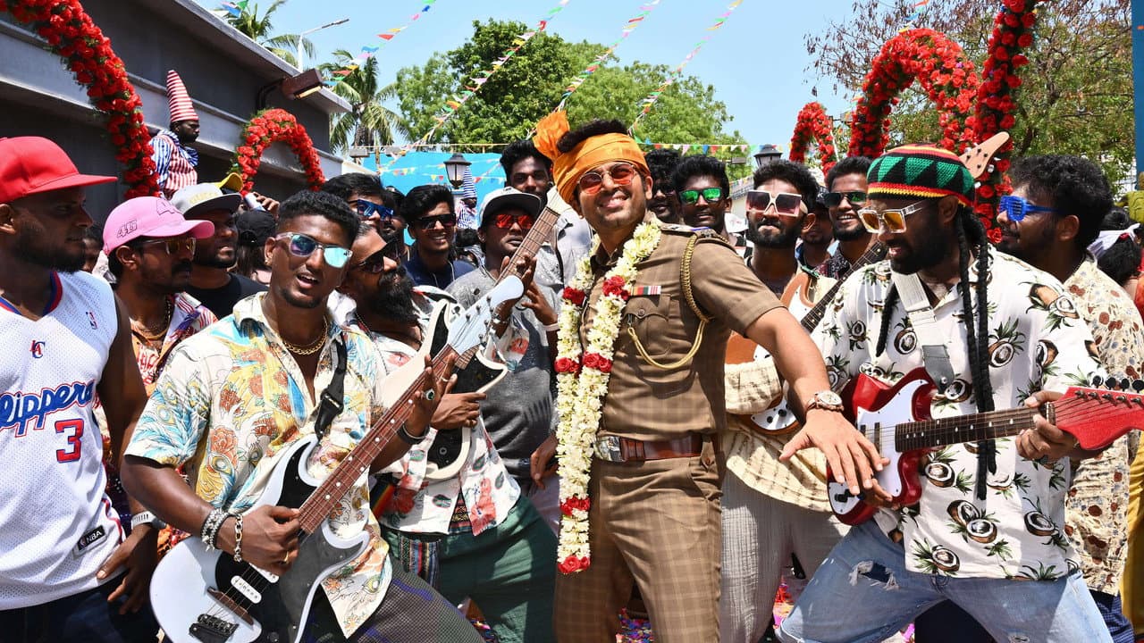 Vaa Vaathiyaar Movie Review: A Strong Comeback still 8