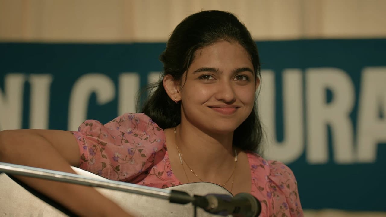 Bethlehem Kudumba Unit Review: Warm Malayalam Comedy Wins still 5