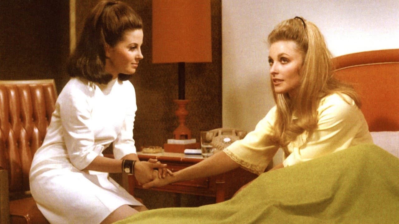 Valley of the Dolls still 7