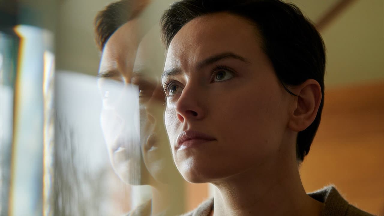 Magpie still 5