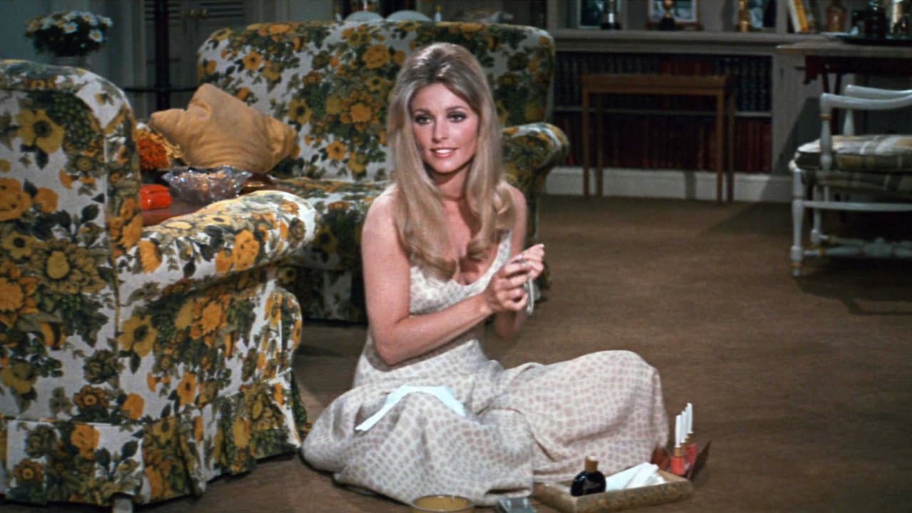 Valley of the Dolls still 4