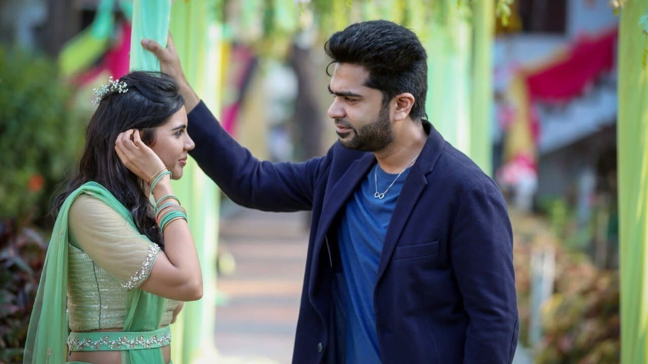 Maanaadu Movie Review: Time Loop Thriller Redefined still 3
