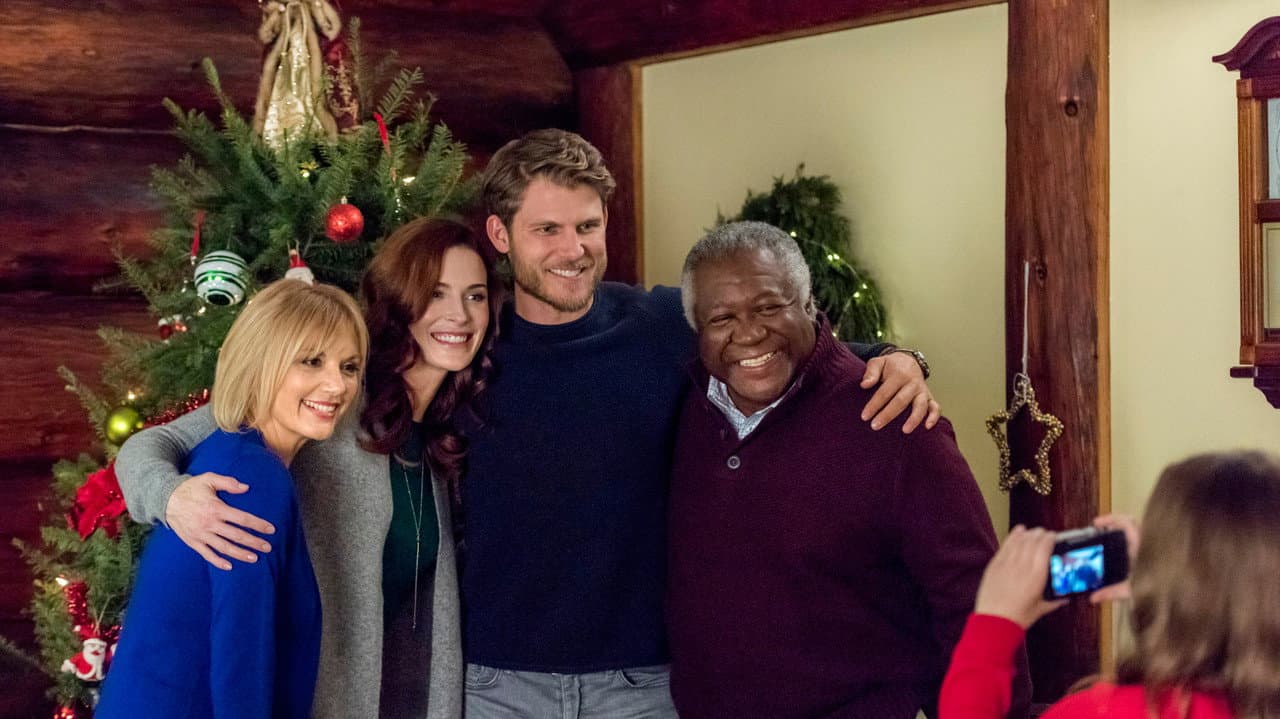 Christmas Getaway still 7