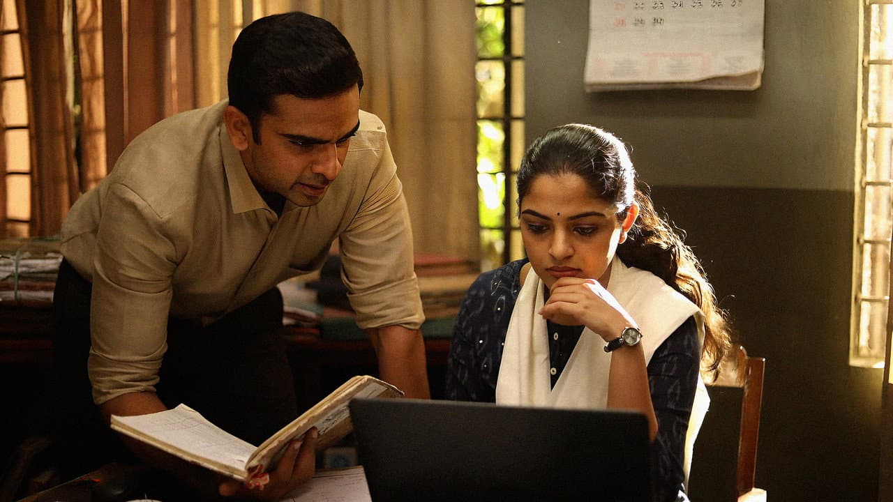 Por Thozhil still 5