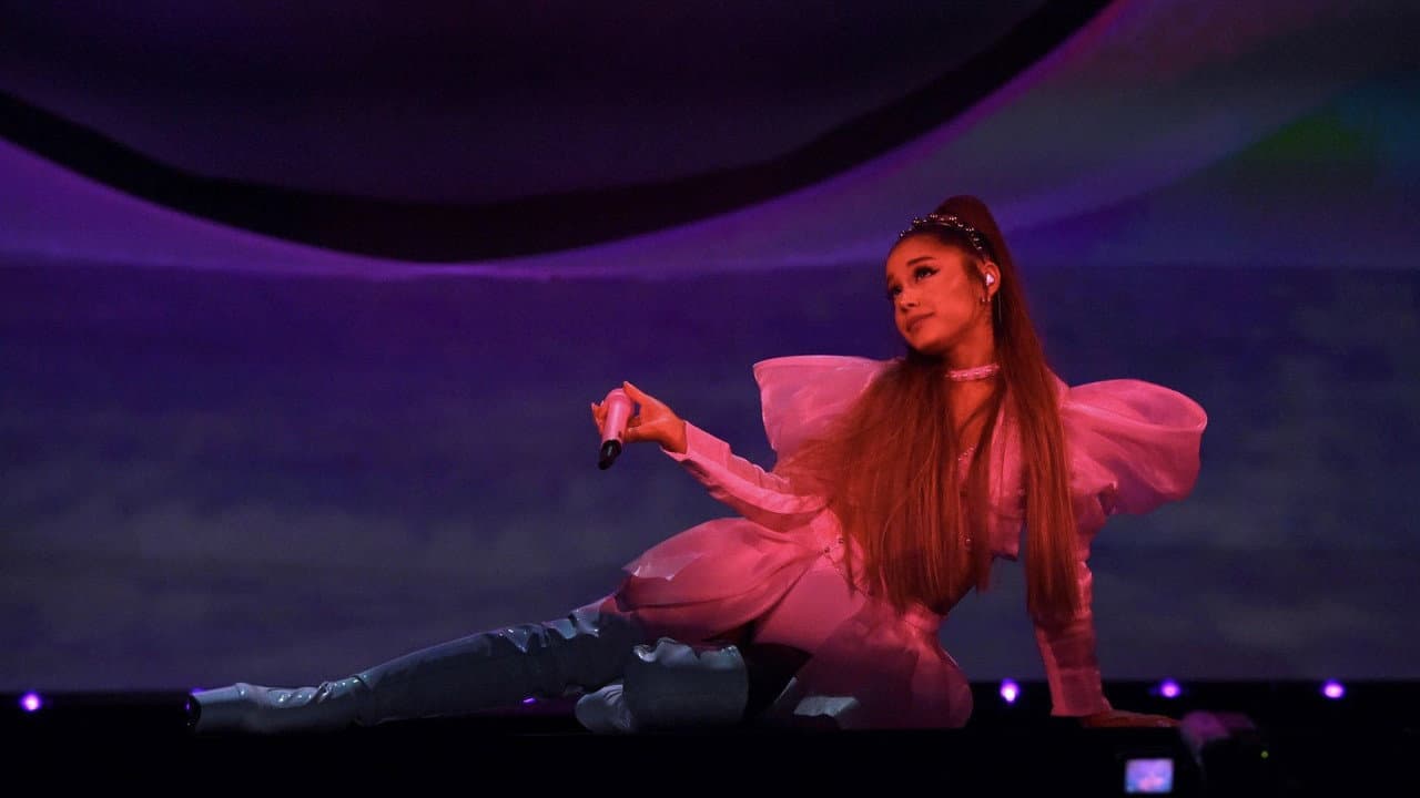 ariana grande: excuse me, i love you still 4