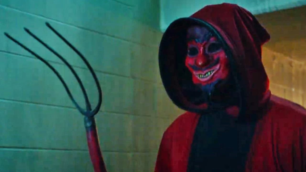 Haunt still 8